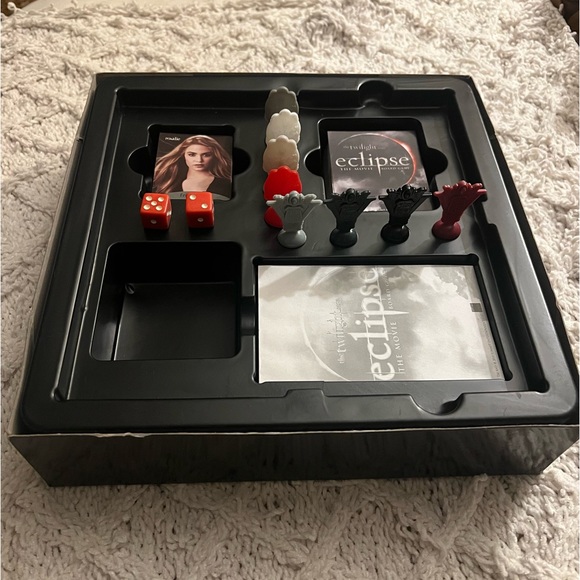 Twilight (Eclipse) Board Game 🤍 - Picture 4 of 6